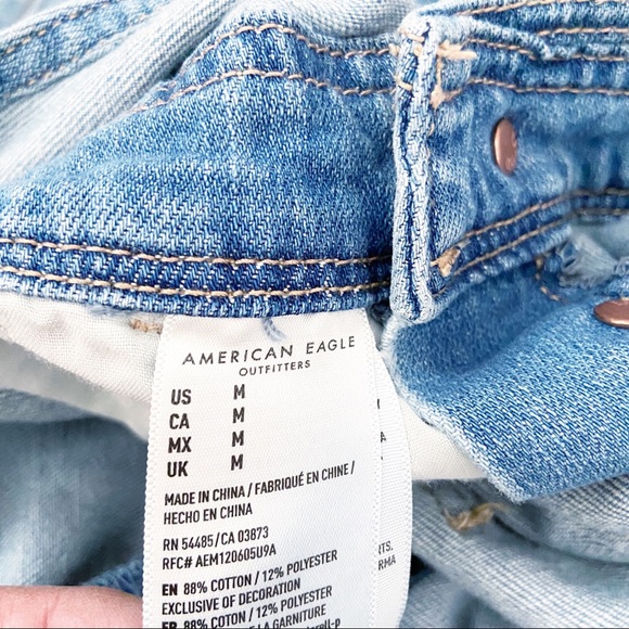 AE Tomgirl Distressed Skinny Overalls - Picture 3 of 9